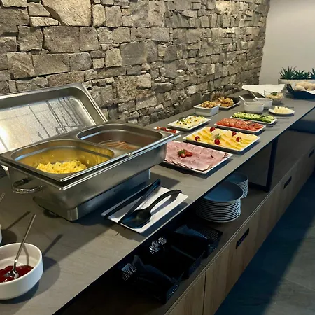 Konukevi Javorinka 3*